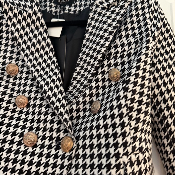 Beulah Black and White Houndstooth Blazer - Picture 2 of 5